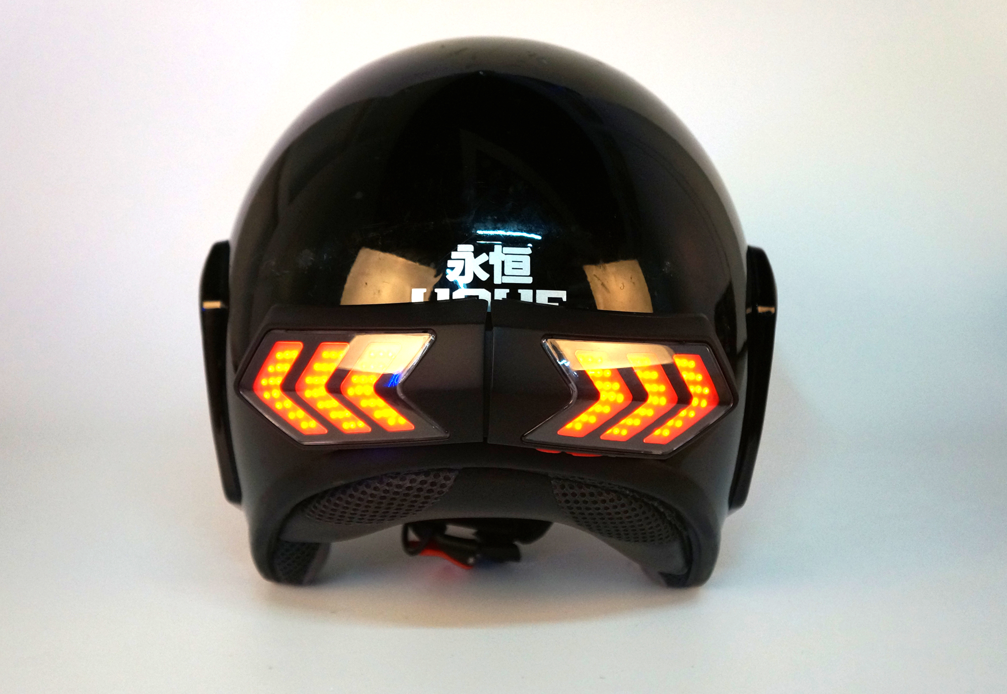 摩托车头盔灯